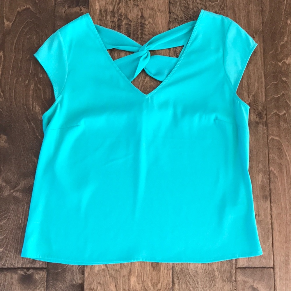 Women’s Express Green Top with back detail
